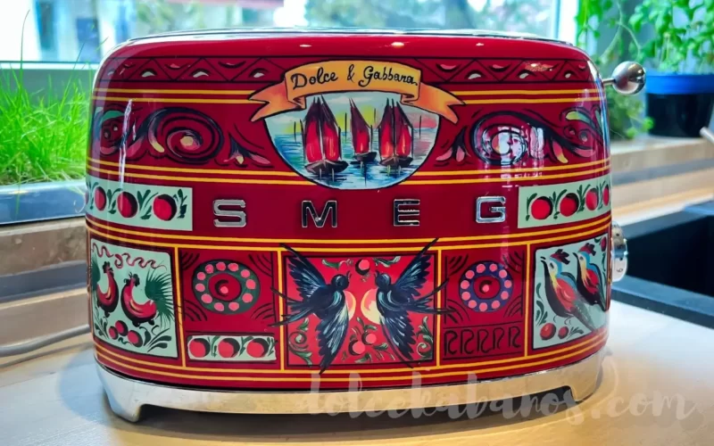 toster smeg zaprojektowany przez dolce&gabbana