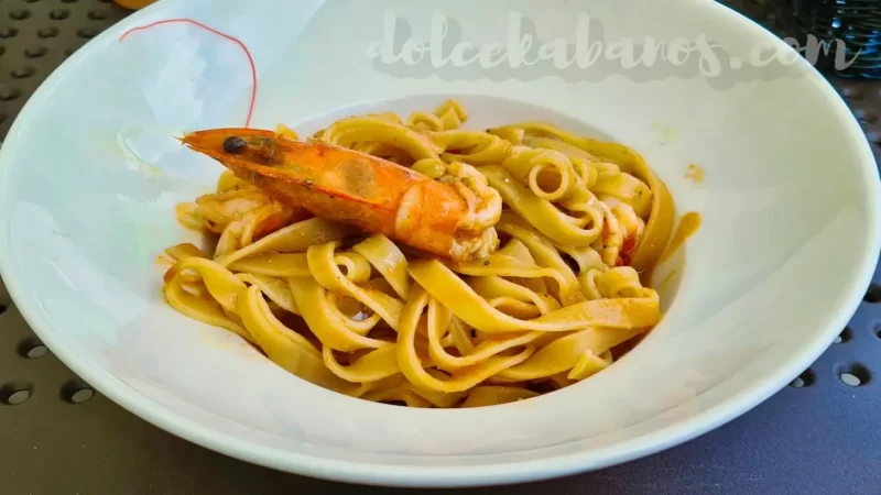 makaron tagliatelle z krewetkami w il punto