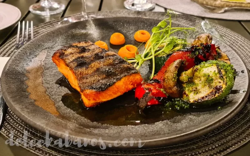 filet z troci i grillowane warzywa w Willi Białej
